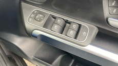 Mercedes-Benz GLB 200 AMG Line Premium 5dr 7G-Tronic Petrol Estate